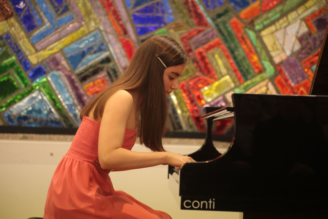 La pianista Emma Guercio vince il Concorso strumentistico “Città di Giussano”